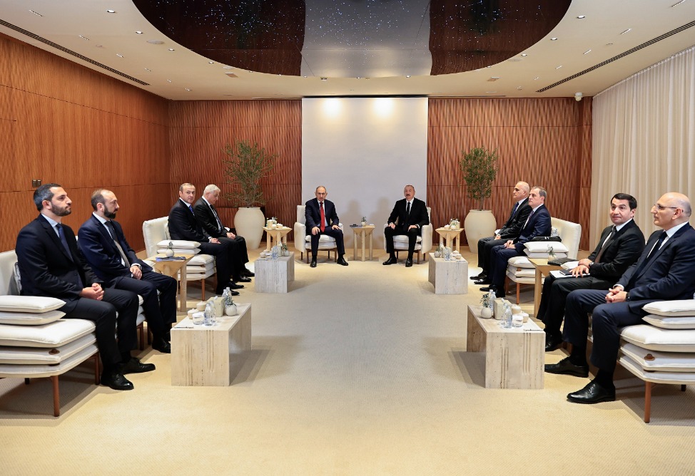 Փաշինյանն ու Ալիևը համաձայնել են շարունակել ուսումնասիրել երկկողմ առևտրատնտեսական համագործակցության ընդլայնման հնարավորությունները