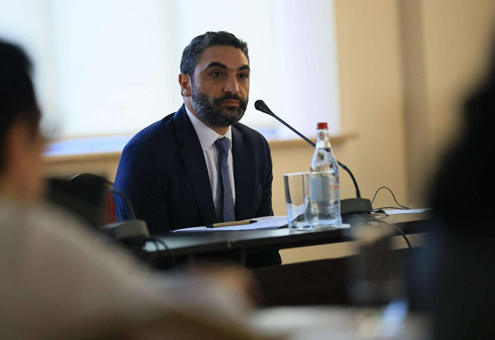 President dismisses Hakob Simidyan from the post of Minister of Environment of Armenia and appoints a successor