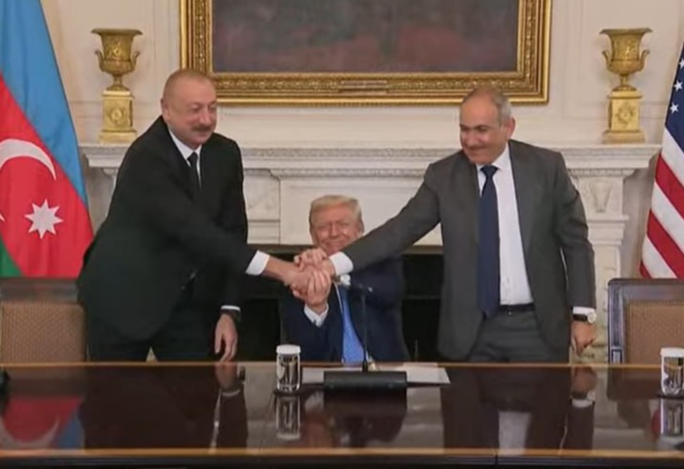 Пашинян, Трамп и Алиев подписали Декларацию о "Маршруте Трампа", подтвердив стремление к миру