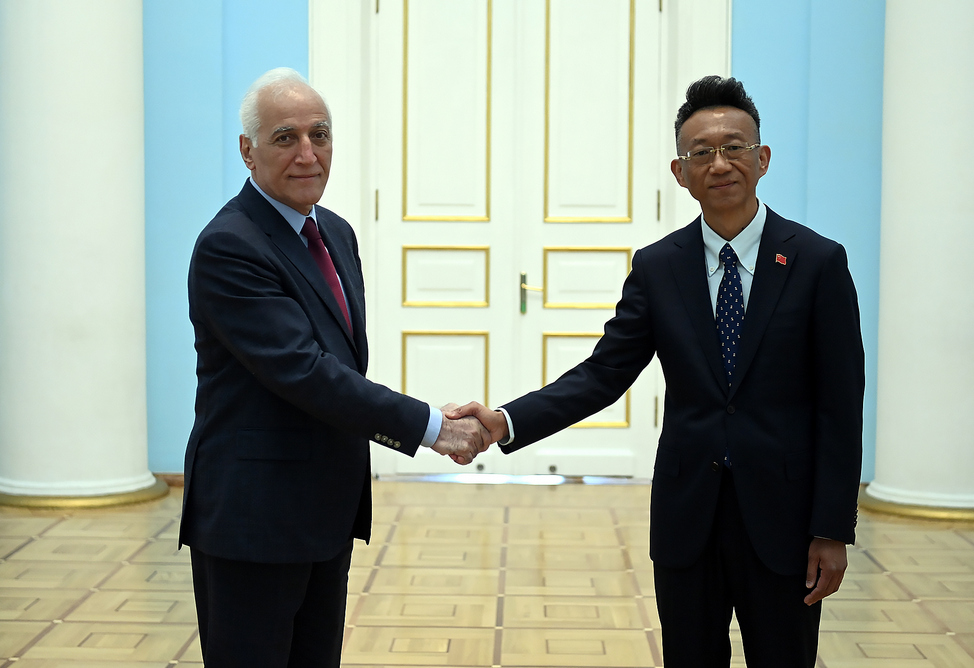 Президент Армении и новый посол Китая обсудили развитие экономического сотрудничества 