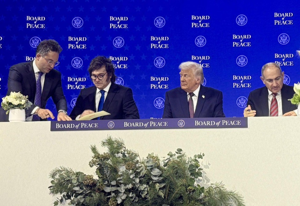 Armenian Prime Minister Signs Charter of "Board of Peace"