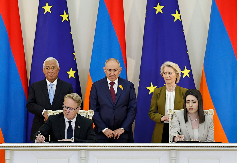 Армения и ЕС подписали документ о взаимосвязанности и парафировали соглашение с Frontex