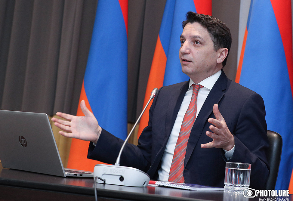 Министр финансов Армении назвал плюсы и минусы от притока турецких товаров на местный рынок