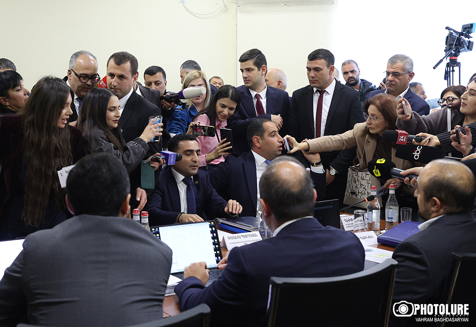 Scandal erupts at PSRC of Armenia before  start of meeting to revoke Electric Networks of Armenia (ENA)  license