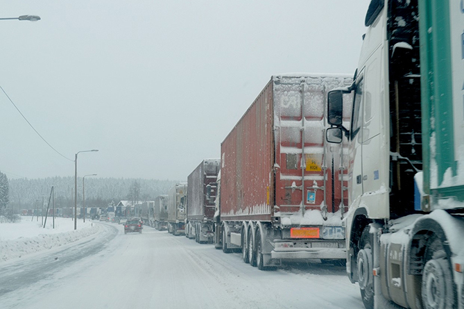 КПП «Верхний Ларс» на границе Грузии и России закрыт из-за погоды 