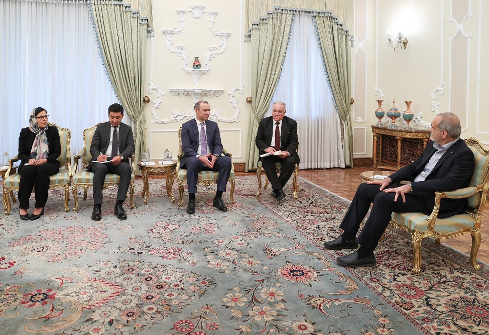 Григорян обсудил с президентом и секретарем Совбеза Ирана установление стратегического партнерства и Вашингтонскую декларацию