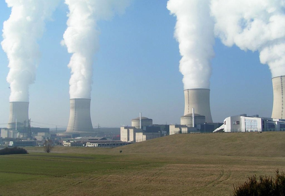 Swiss vote to phase out nuclear power